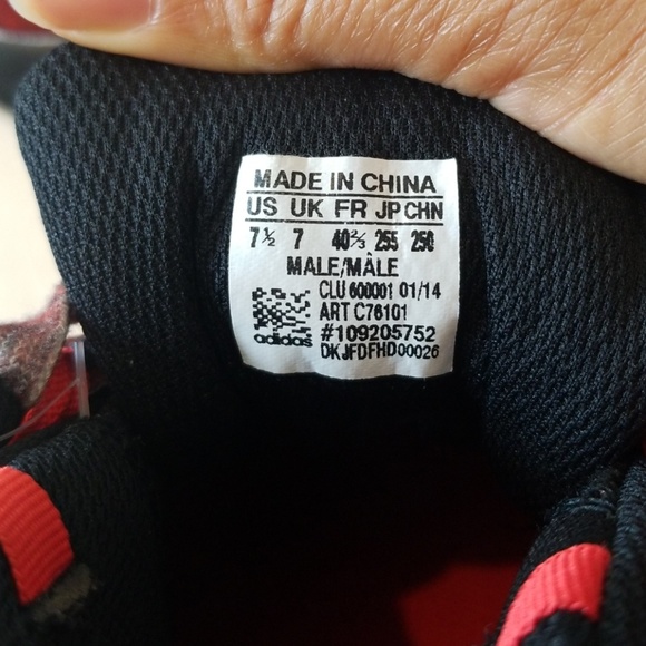 Adidas - Picture 3 of 5